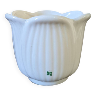 Small slip pot