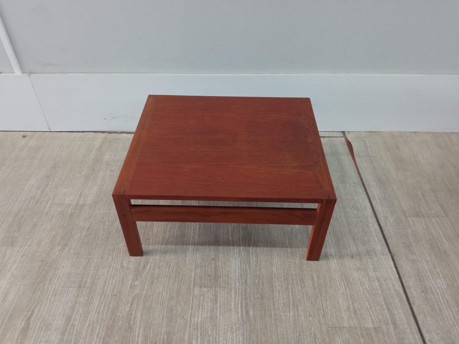 Olé Gjerlov Knudsen coffee table for France & sound