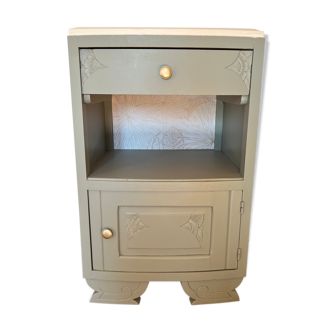 Table de chevet