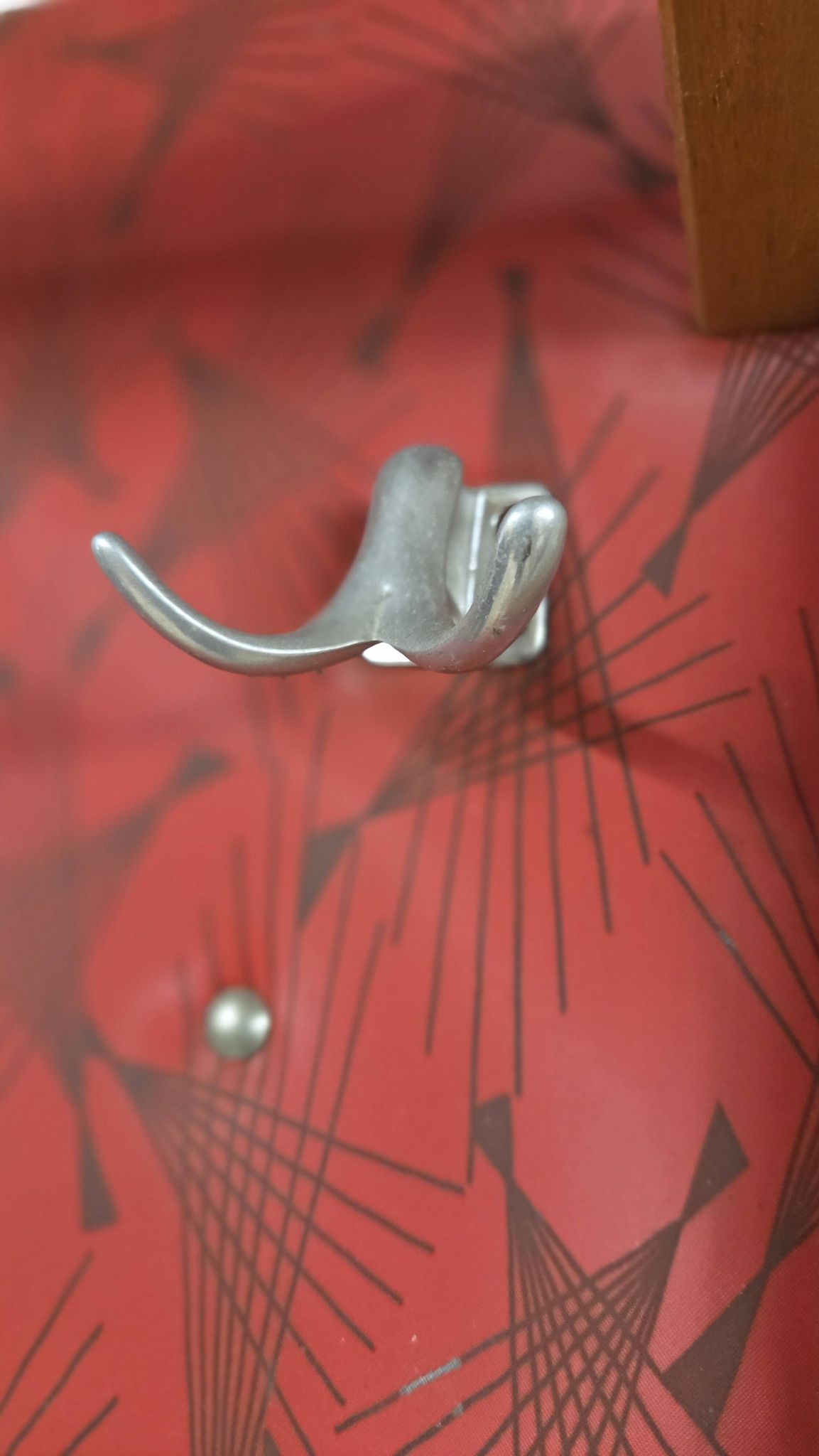 Vintage wall coat rack from the 50s/60s – Rockabilly design cloakroom