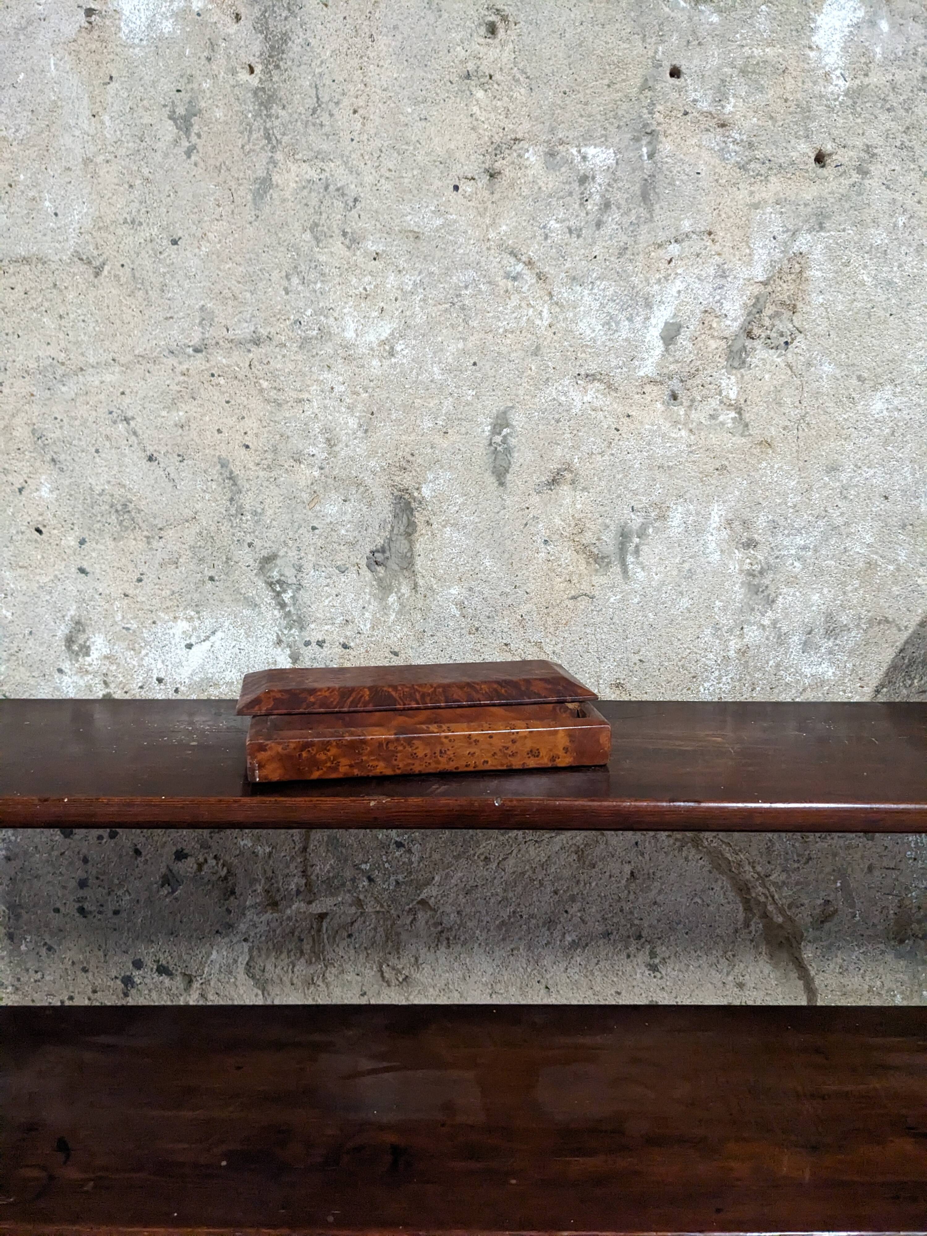 Thuja wood writing set