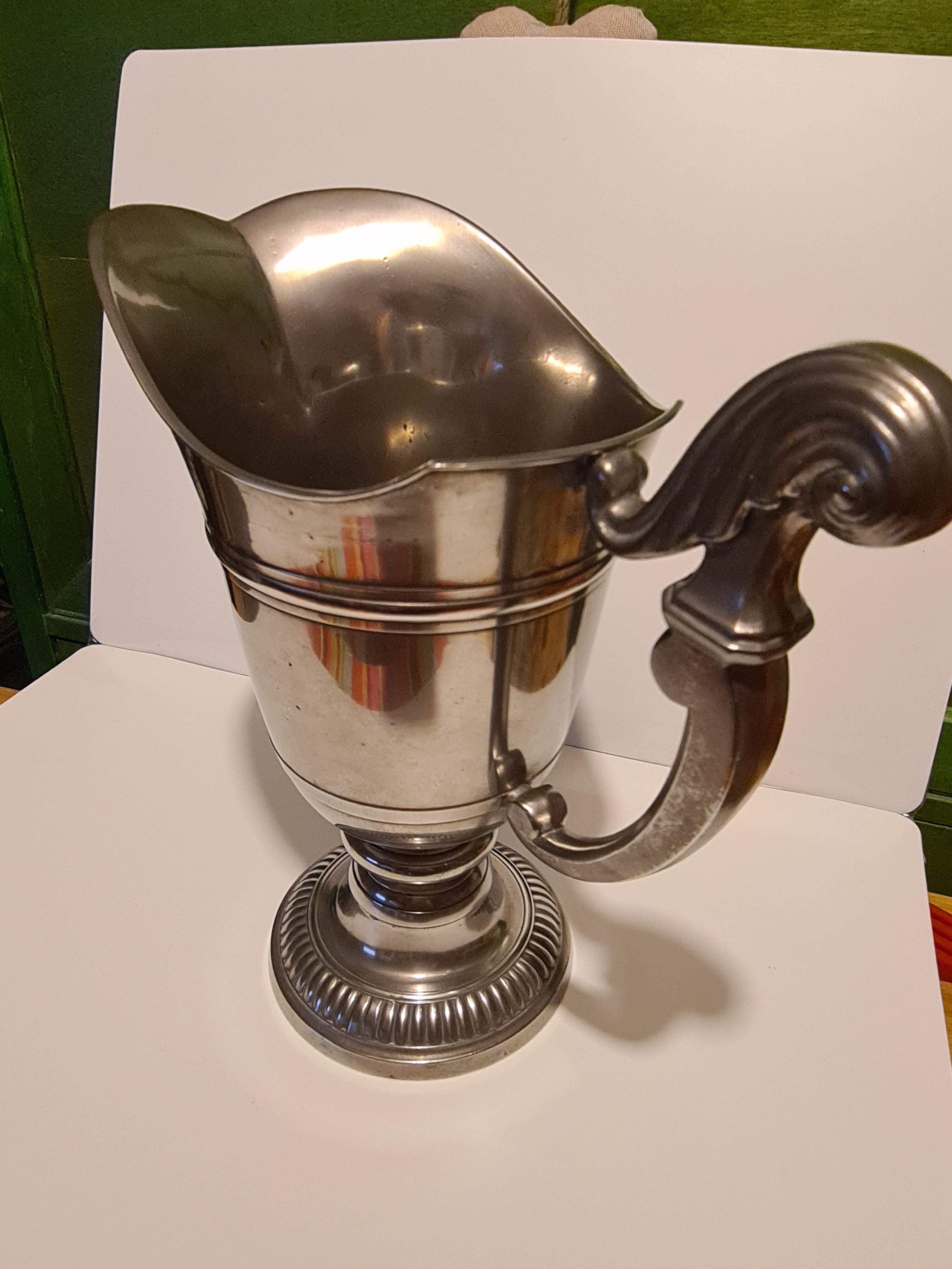 Hanap, drinking vase in fine summer