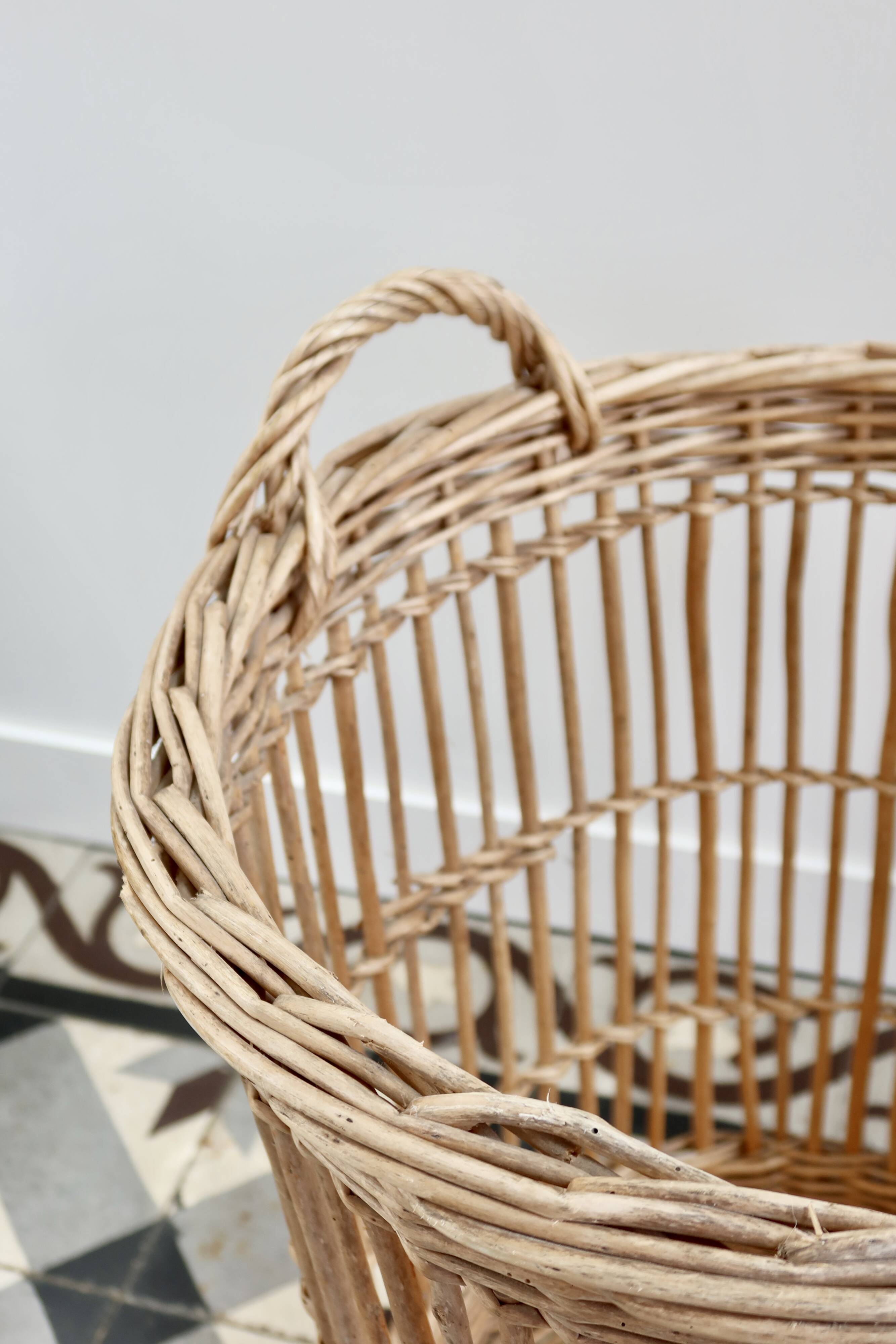 Vintage wicker bakery basket – Baguette basket