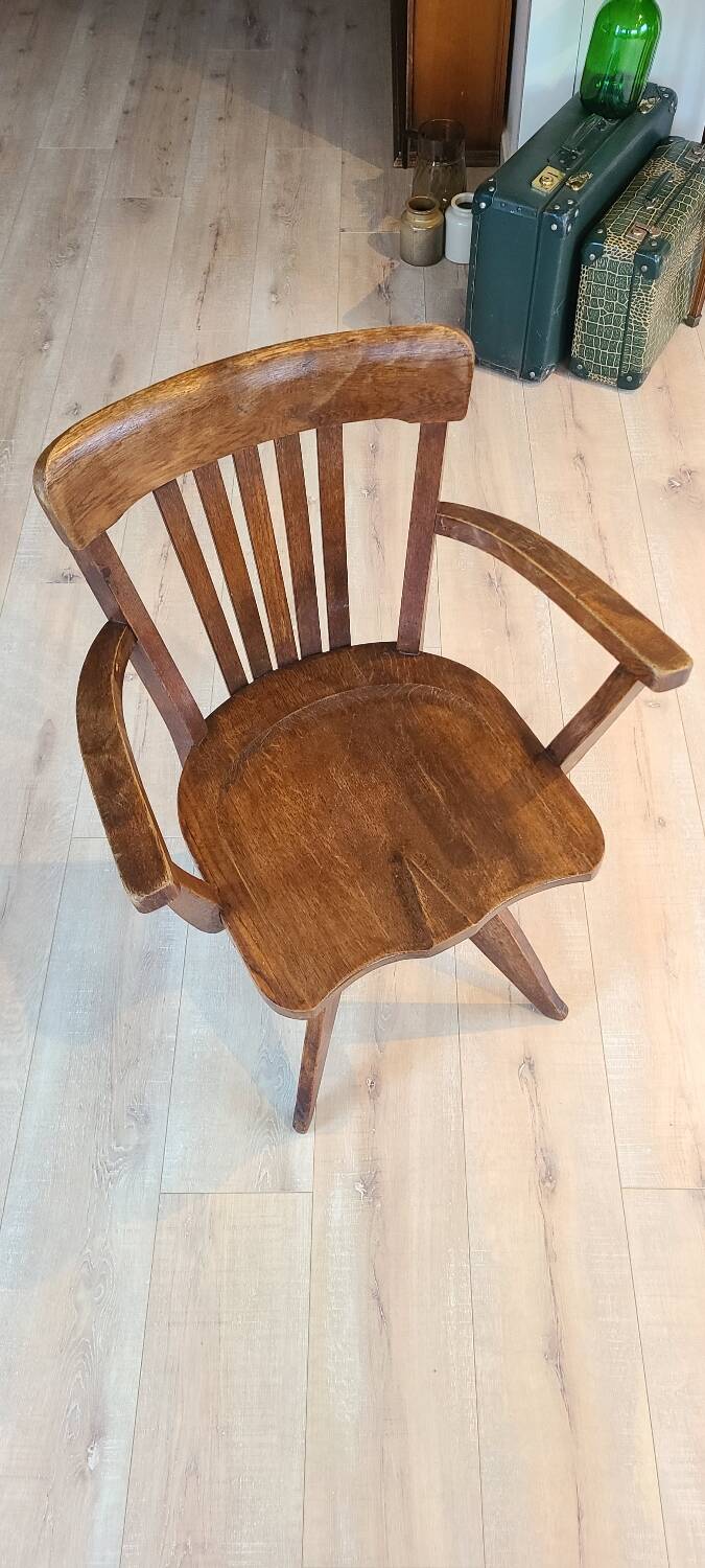 American armchair in oak
