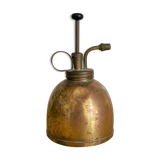 Brass oil can