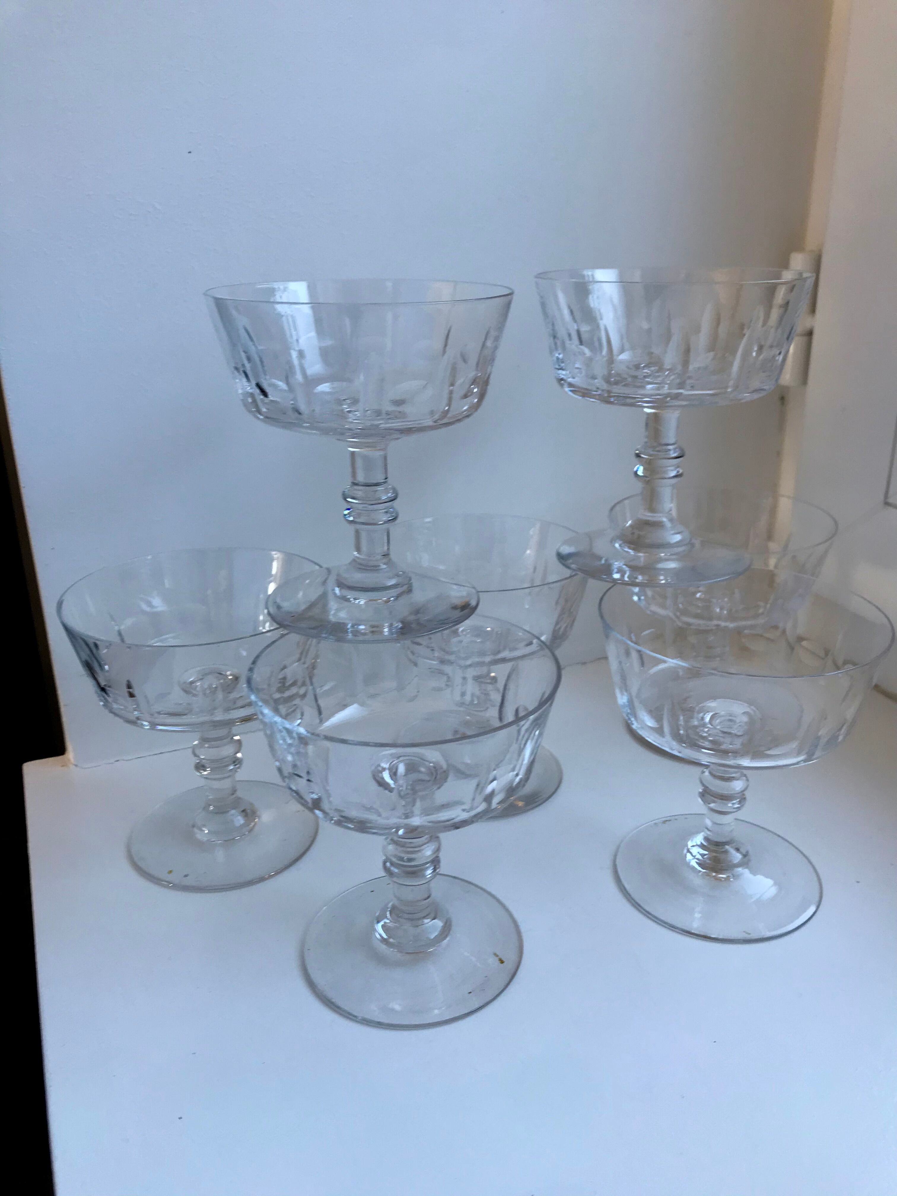 Lot of 7 champagne glasses in crystal engraved early twentieth century
