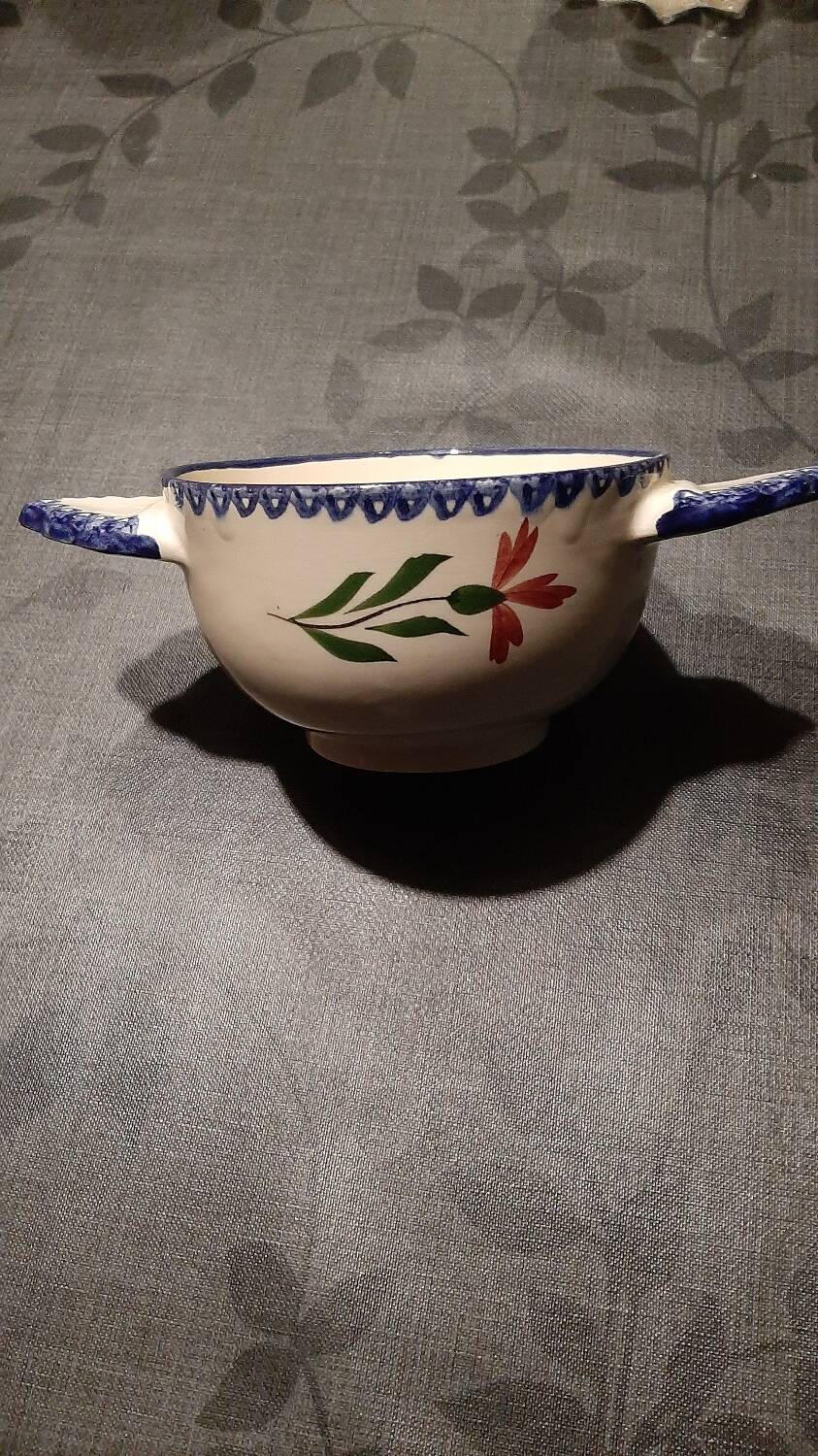 Charolles earthenware bowl