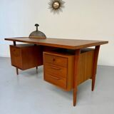 Scandinavian design desk Swiss Teack 70s vintage teak