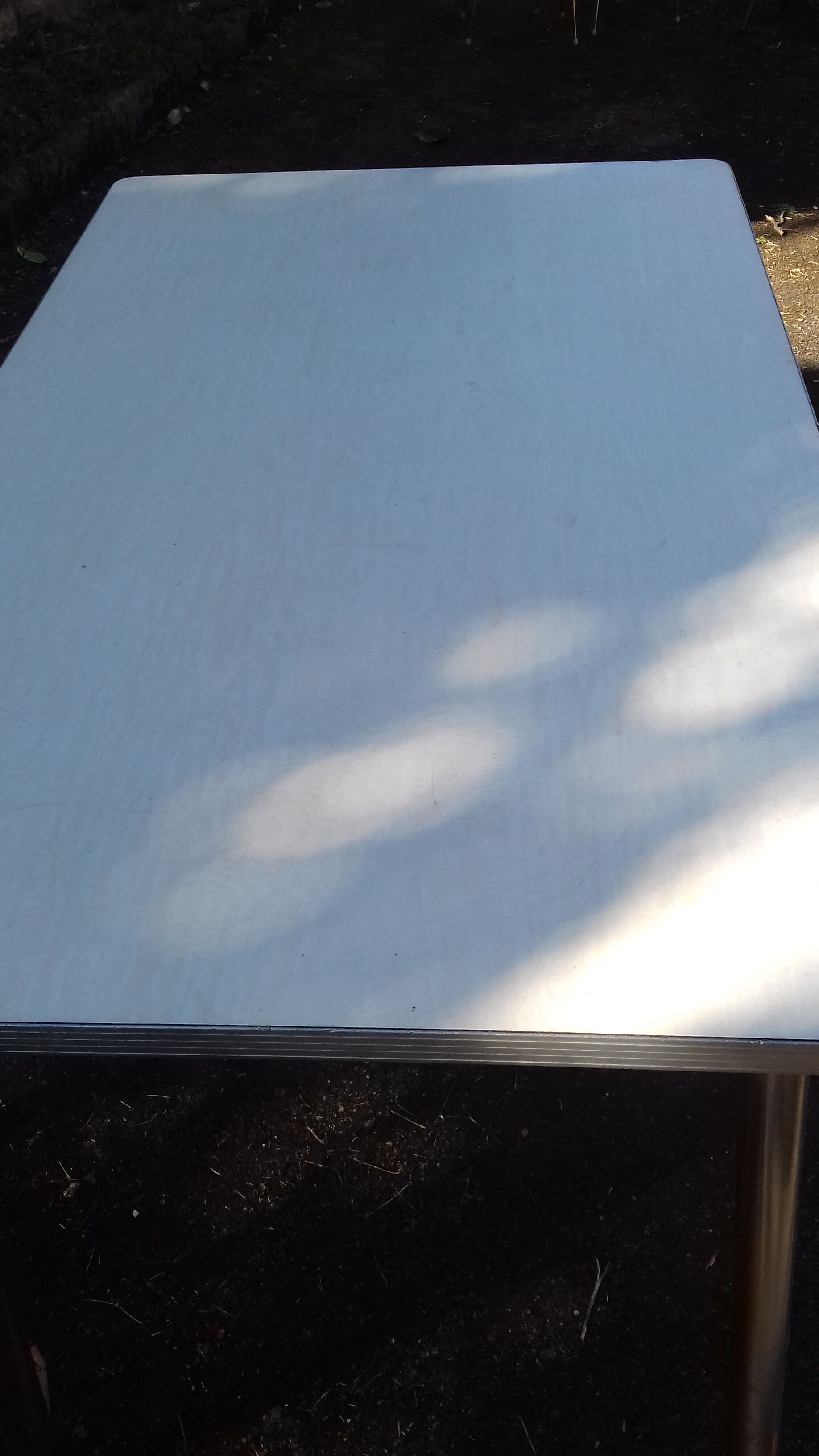 Table, chairs and stools formica