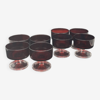 Verres à pied en verre rouge Vintage Art déco