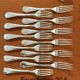 Christofle Perles, 72-piece cutlery set in silver-plated metal, excellent condition.