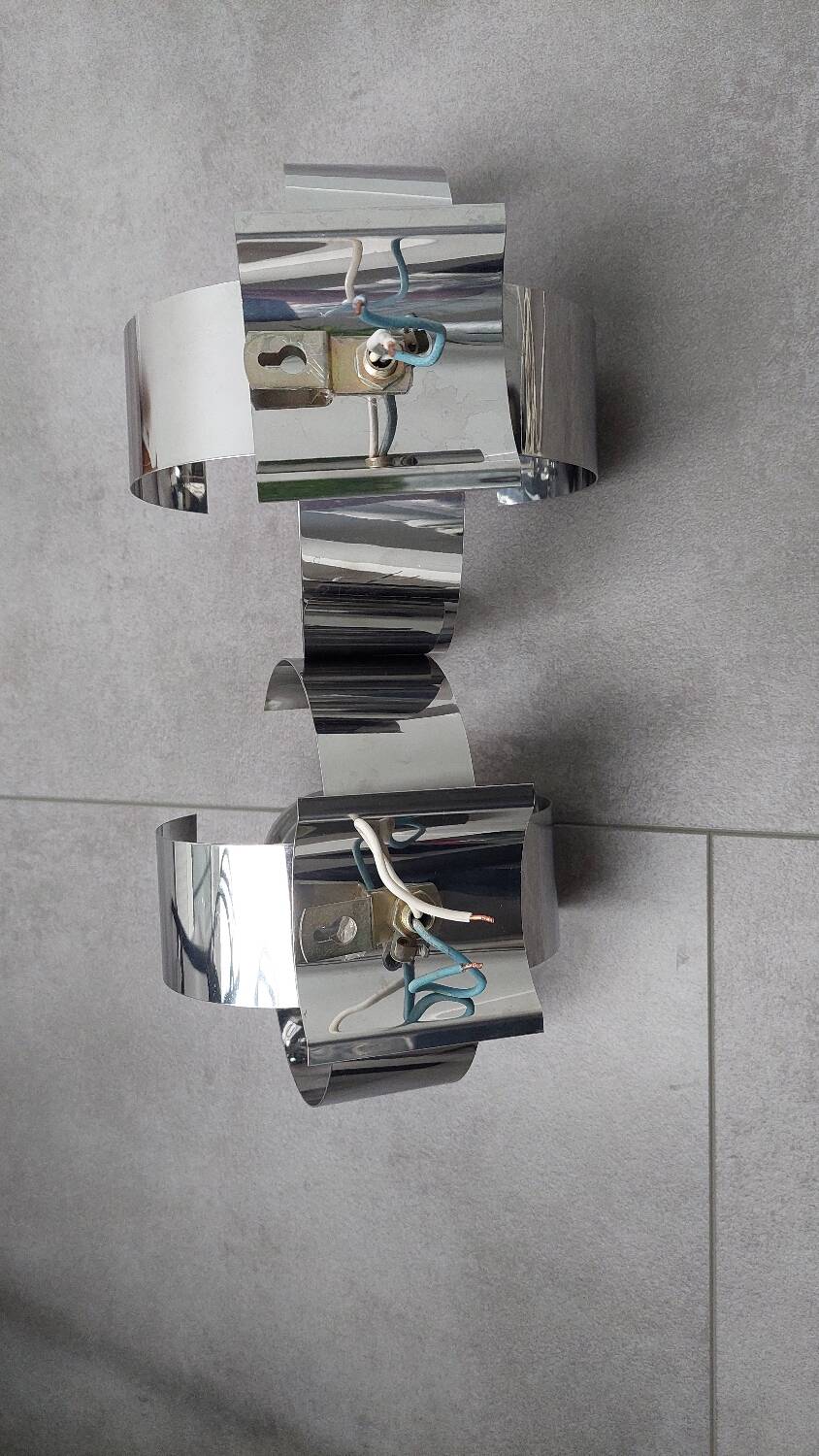 PAIR OF CHROME WALL LIGHTS