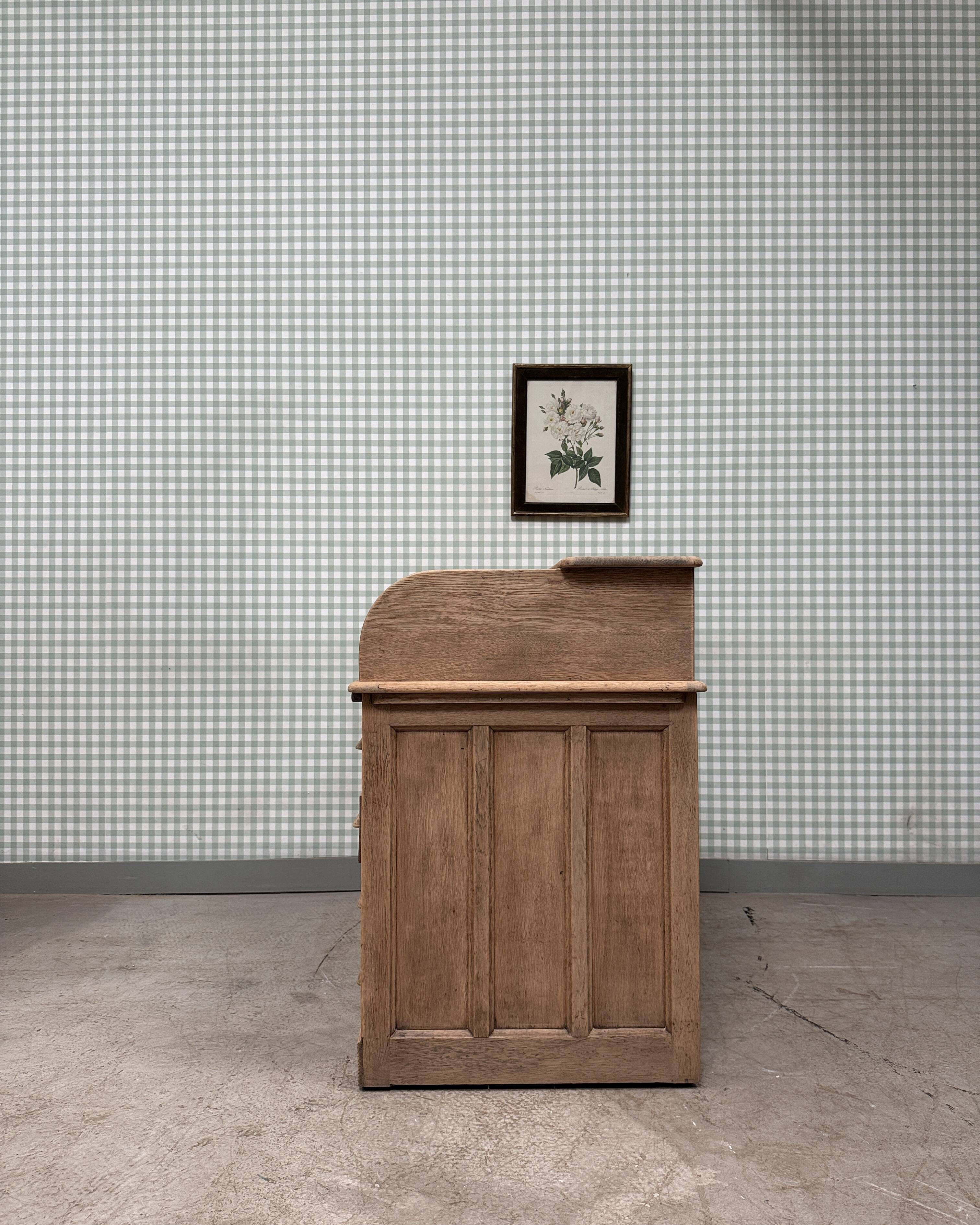 American cylinder desk (renovated)