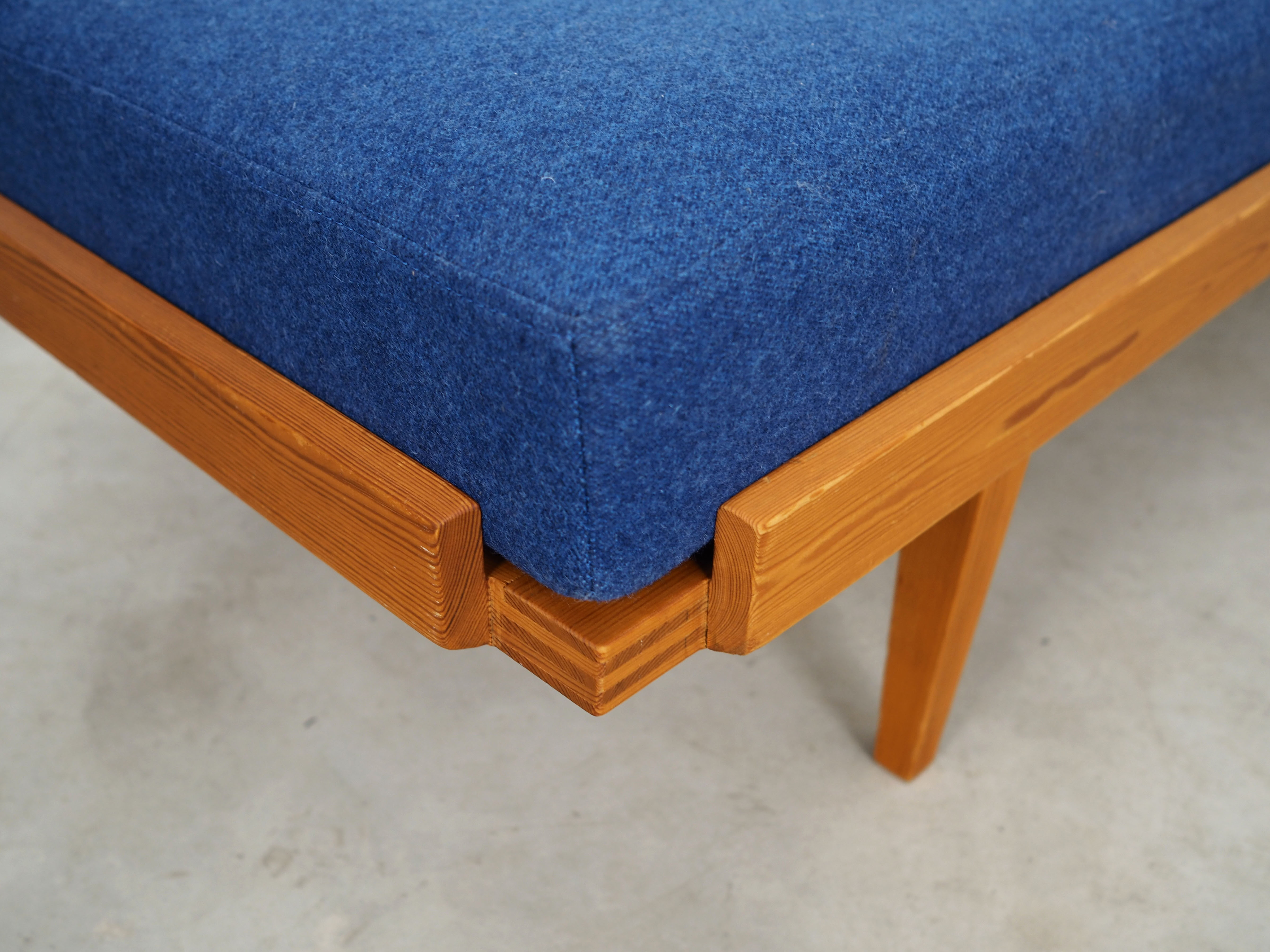 Pine daybed, Danish design, 1970s, manufactured by Horsens Møbelfabrik