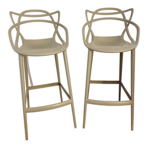 Deux chaises hautes de - kartell