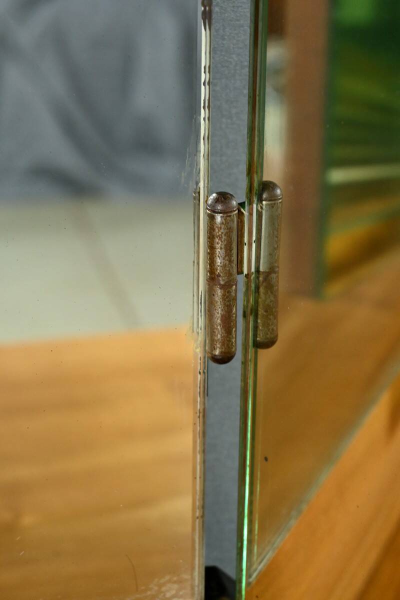 Walnut Veneer Hairdresser, Art Deco - 1930