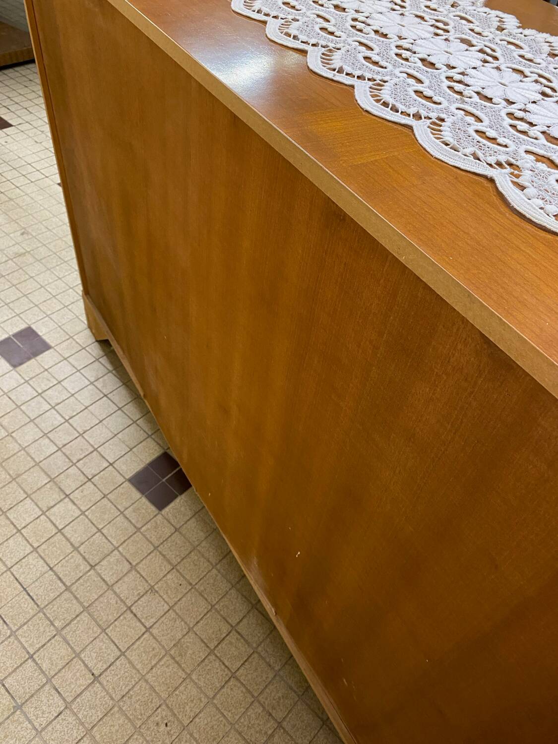 Cherry wood sideboard with 3 doors and 3 drawers