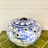 Vase pique flowers monochrome blue decoration