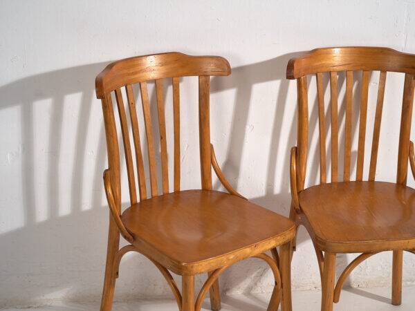 Antique bentwood coffee chairs (circa 1920). Set of 2, no. 4