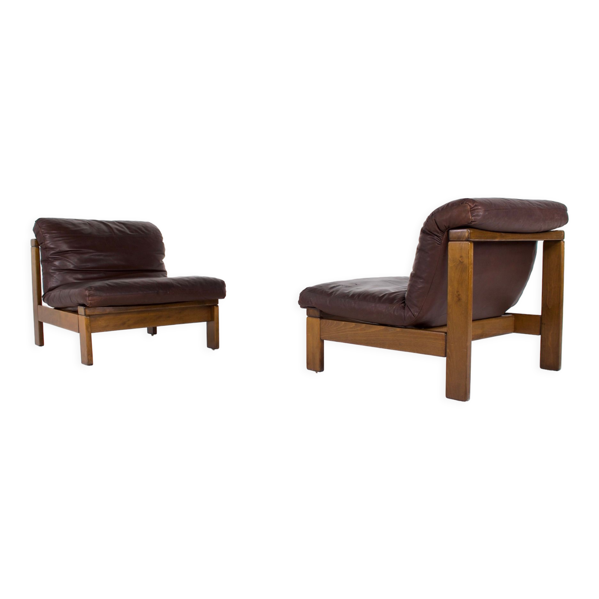 Paire de chauffeuses en cuir 1970