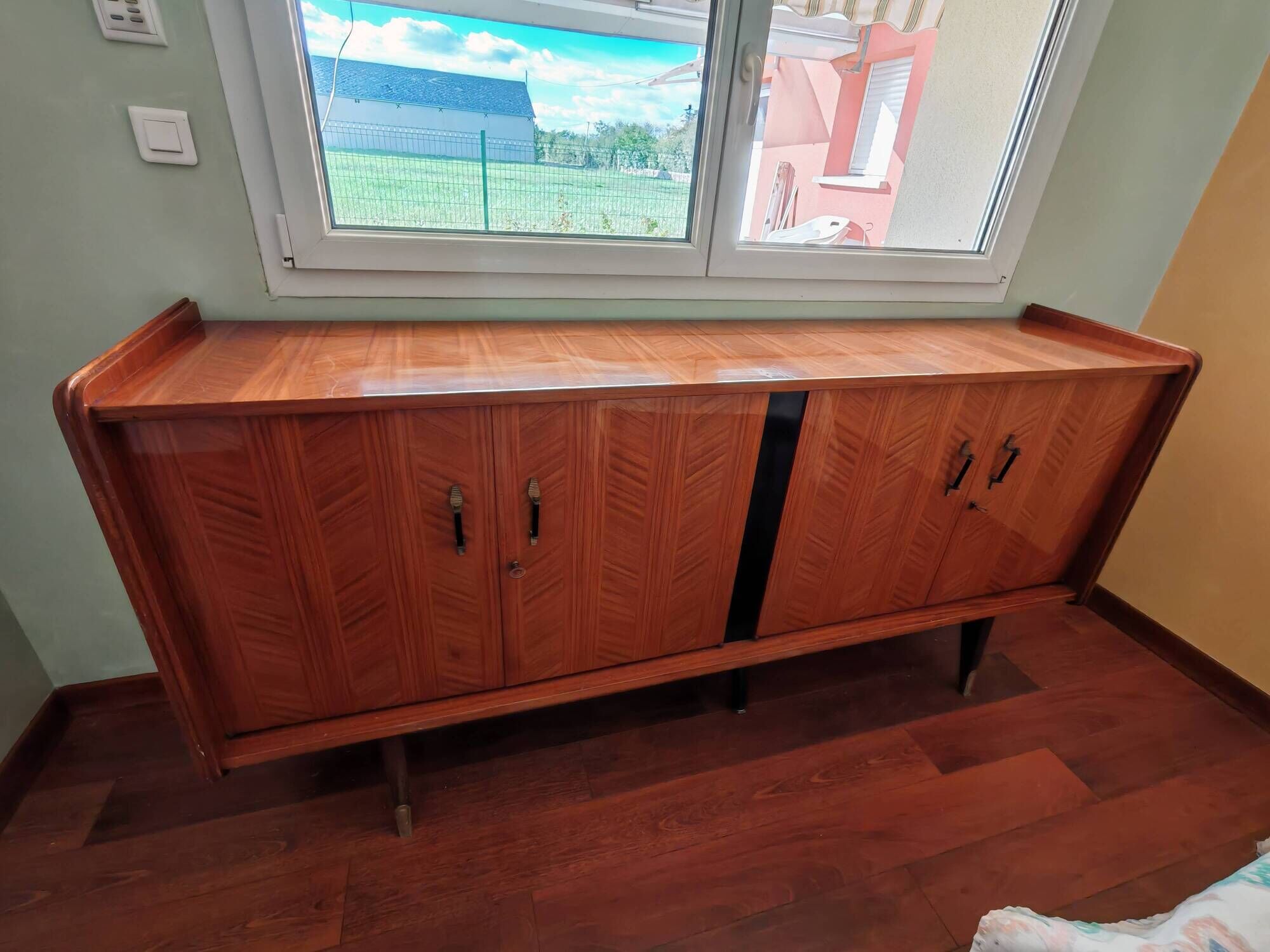 Buffet 2 portes en bois