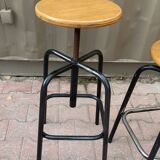 Ancien tabouret industriel