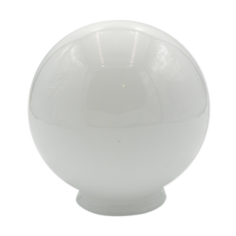 White glass globe ø15cm