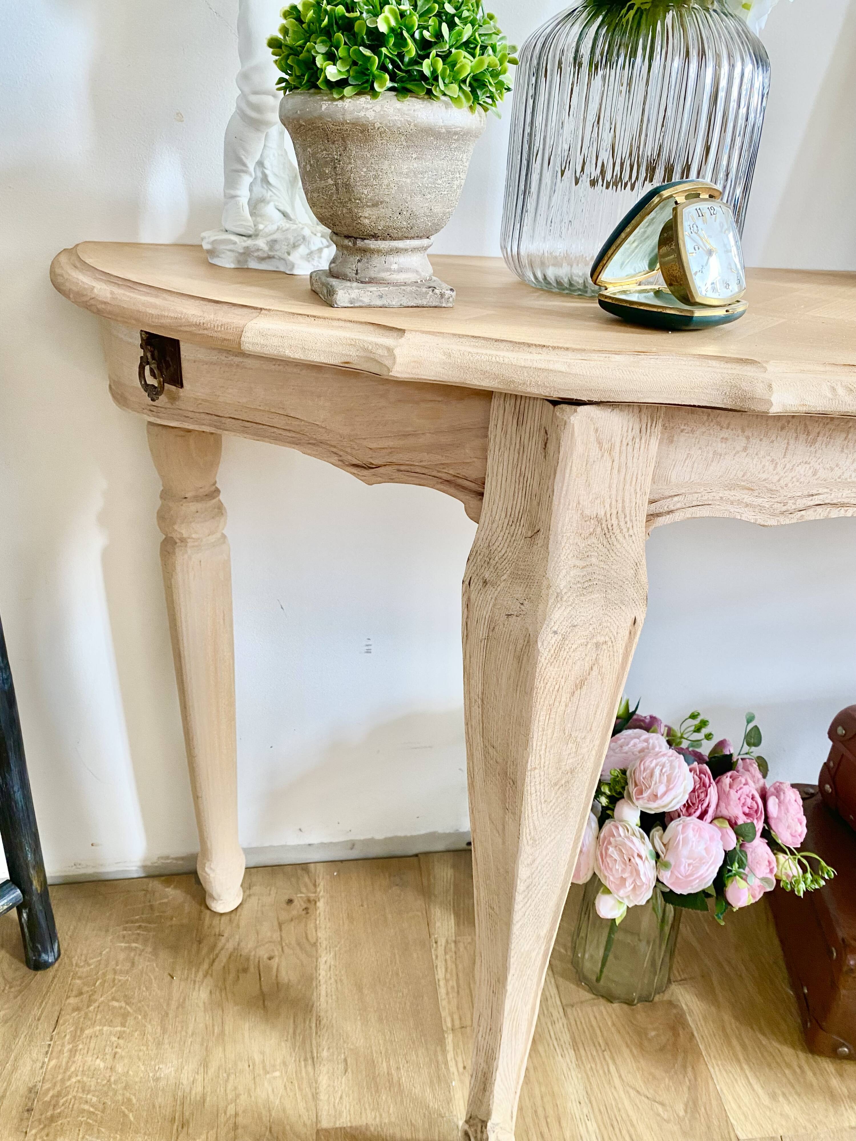 Large castle entrance console