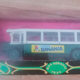 Banania solido miniature bus