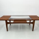 Teak coffee table from the 1960s by G-Plan design by V.Wilkins
