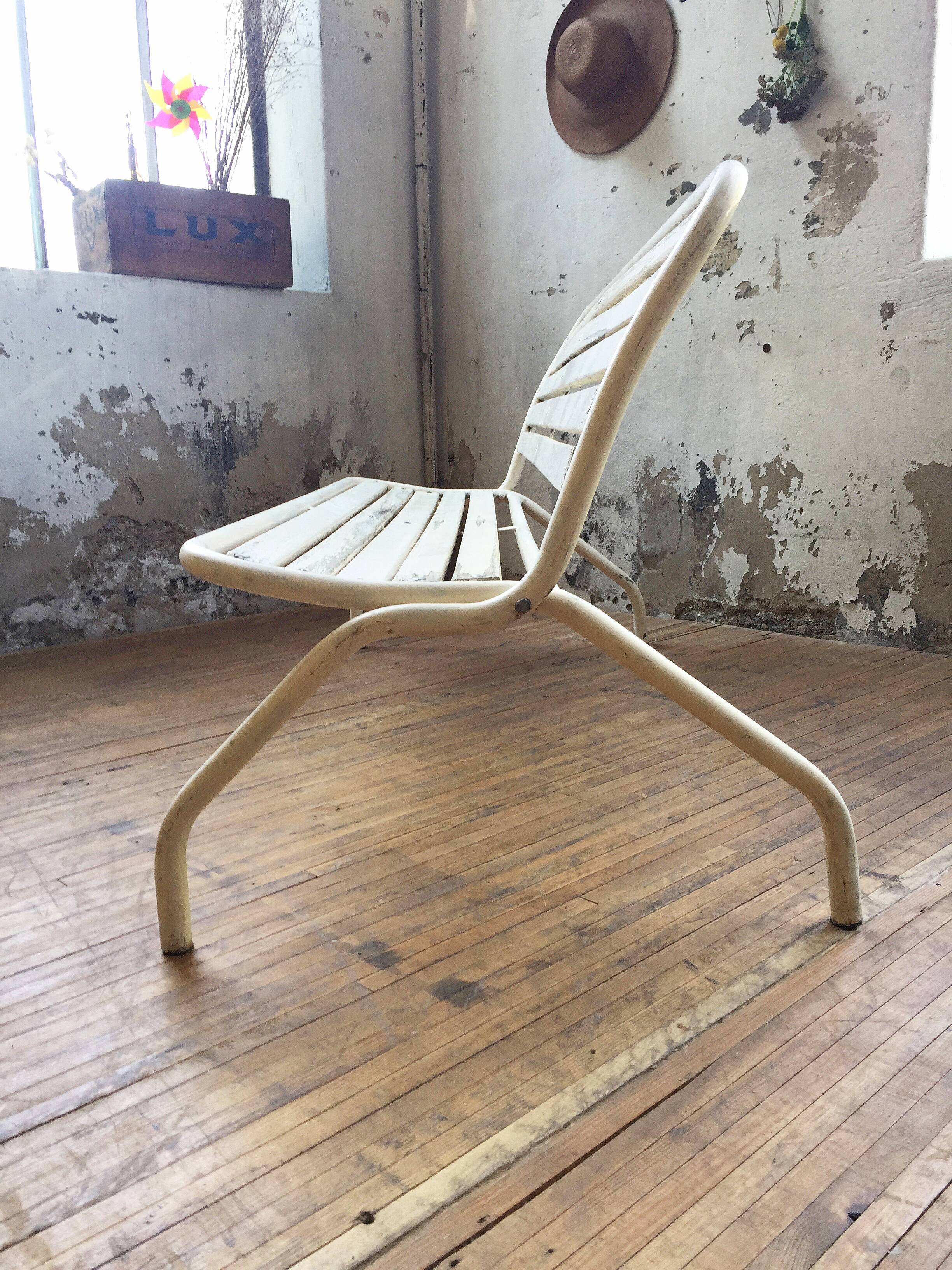 Banc pliant en métal