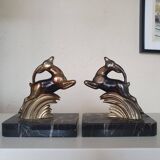 Bookend in regule