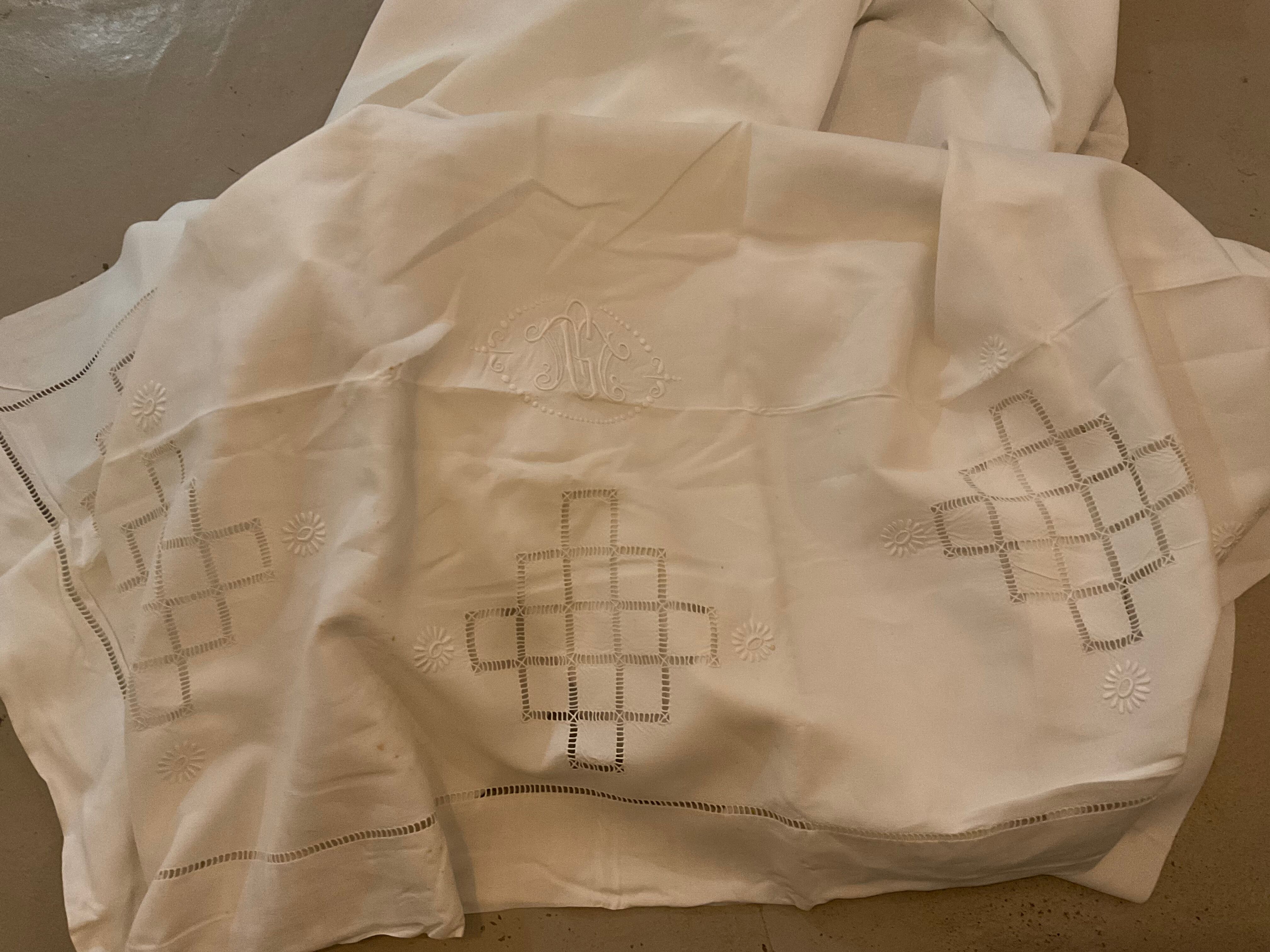 Old embroidered sheet, mg embroidered monogram, 225 x 325 cm