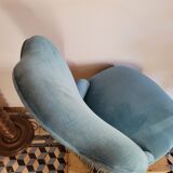 Blue toad armchair with fringes