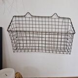 Metal basket basket wire mesh vintage brass mail storage wall magazine magazine holder
