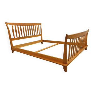 Double vintage French bed by Guillerme et Chambron in solid oak from the 1960s.
