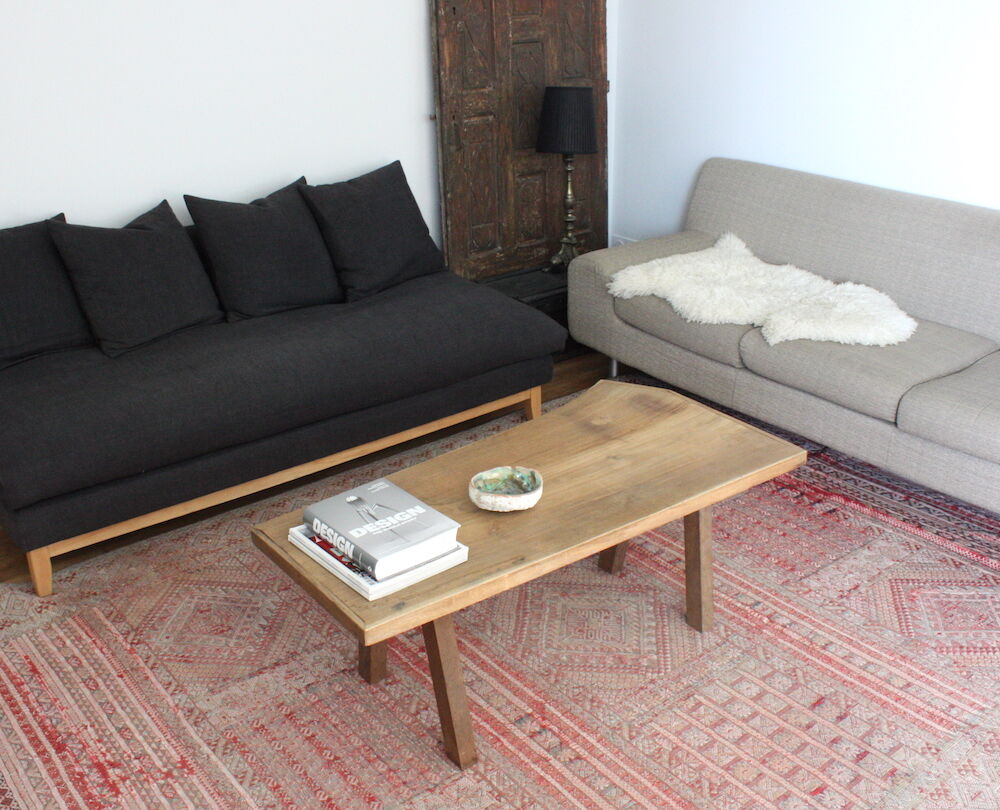 Table basse brute en bois