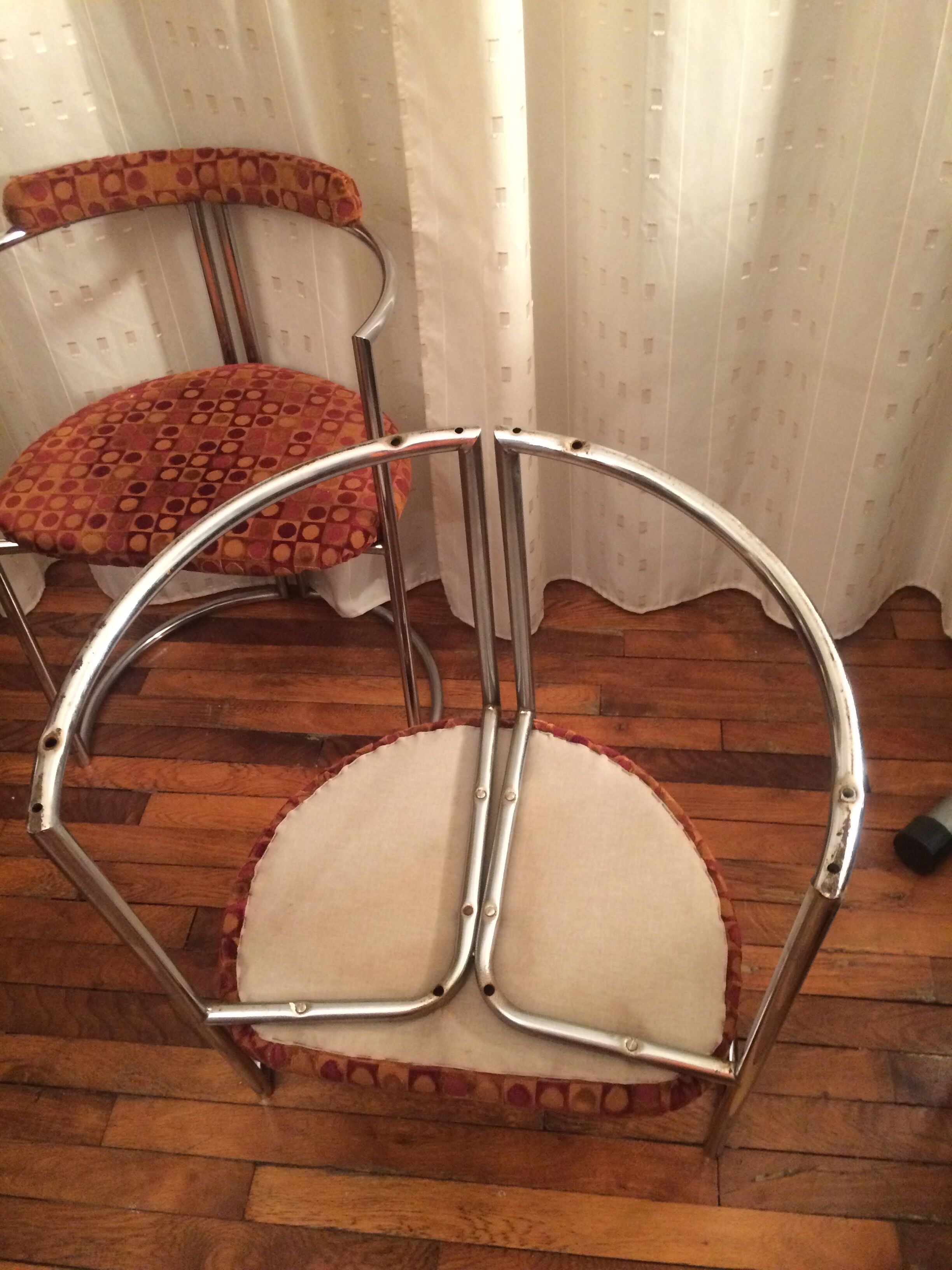 Lot of 2 chairs chrome tube from the 70s