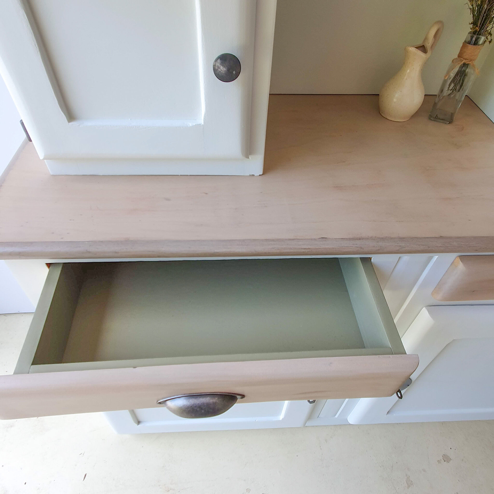 Buffet Mado restored