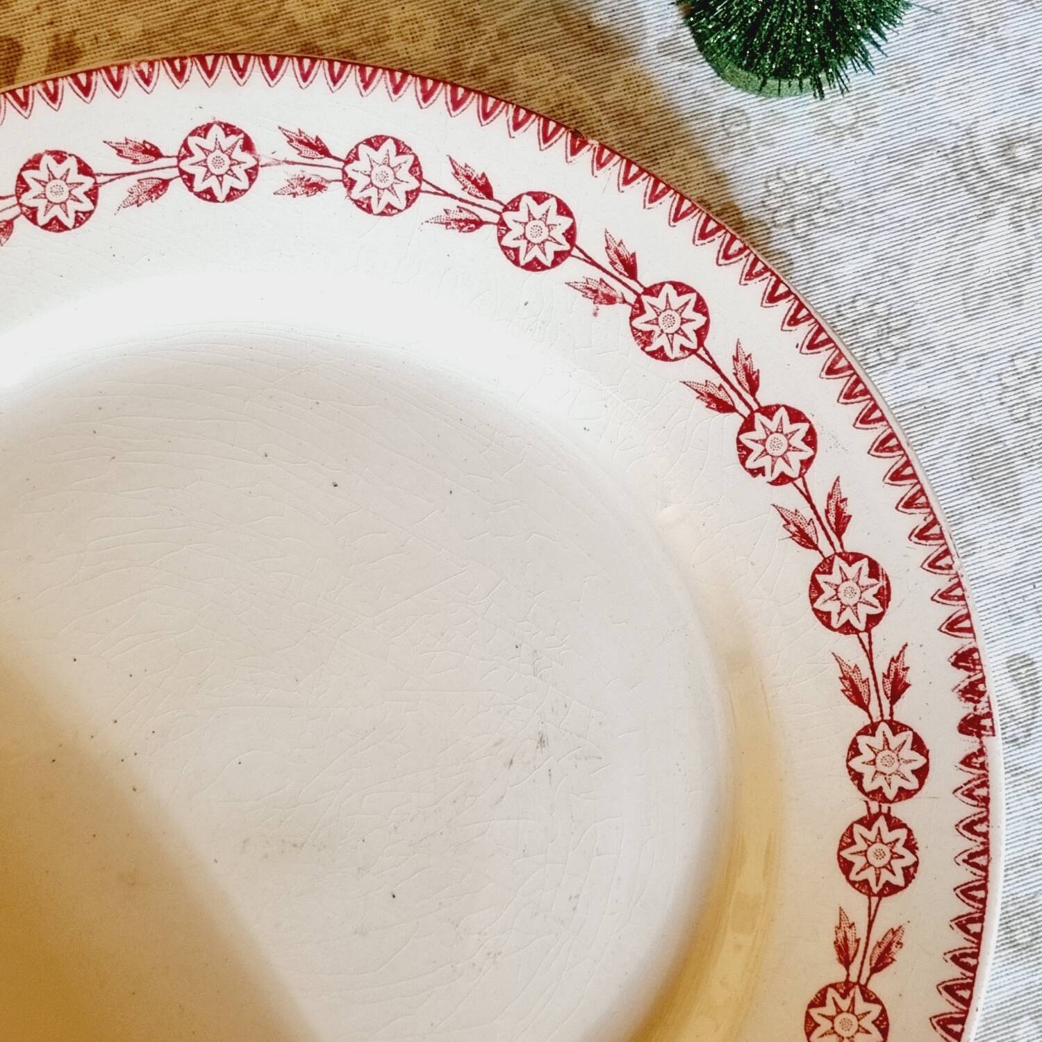 6 mismatched iron earth flat plates lot 3