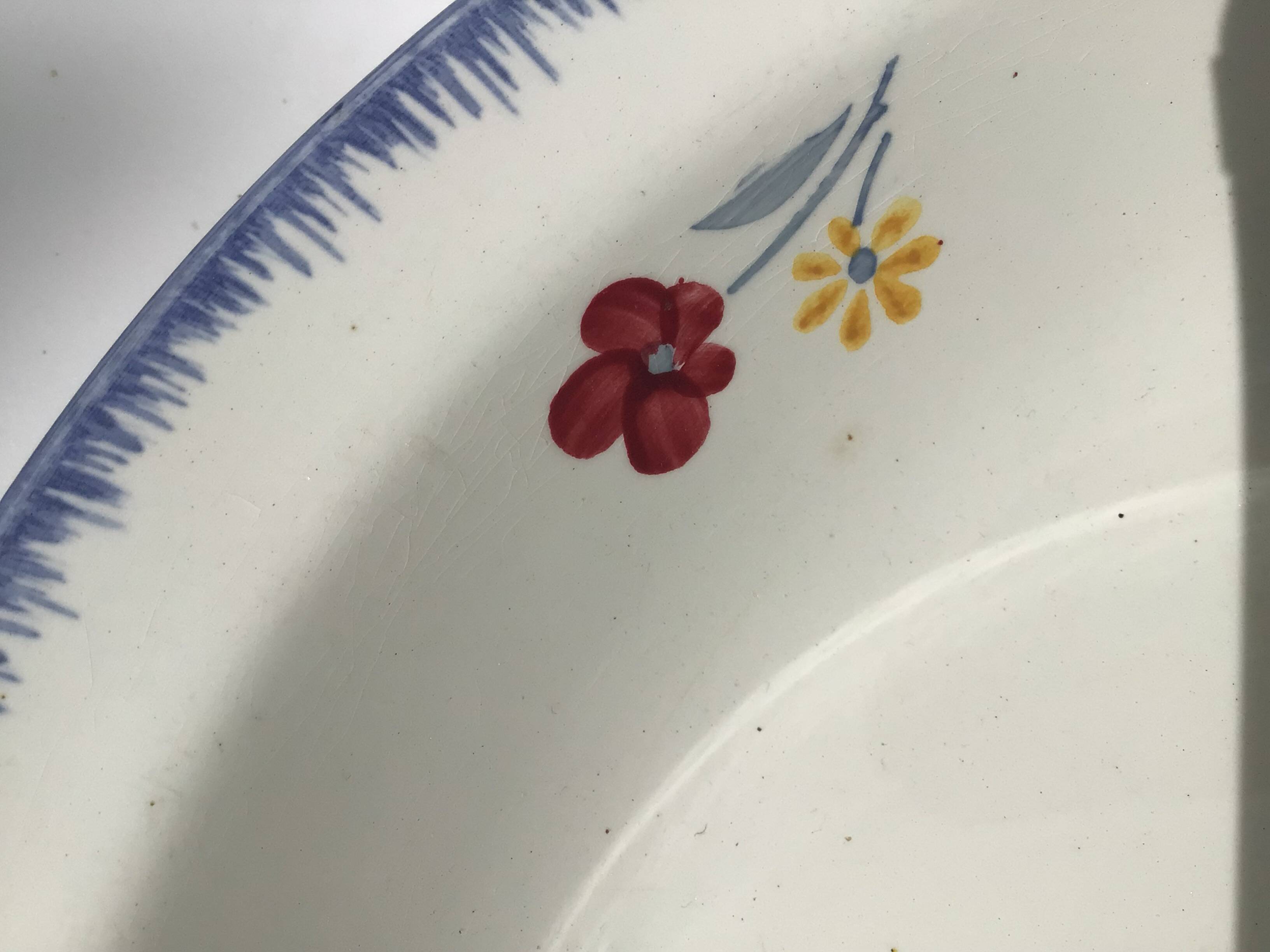 Mary Lou Digoin hollow dish blue edge diameter 25