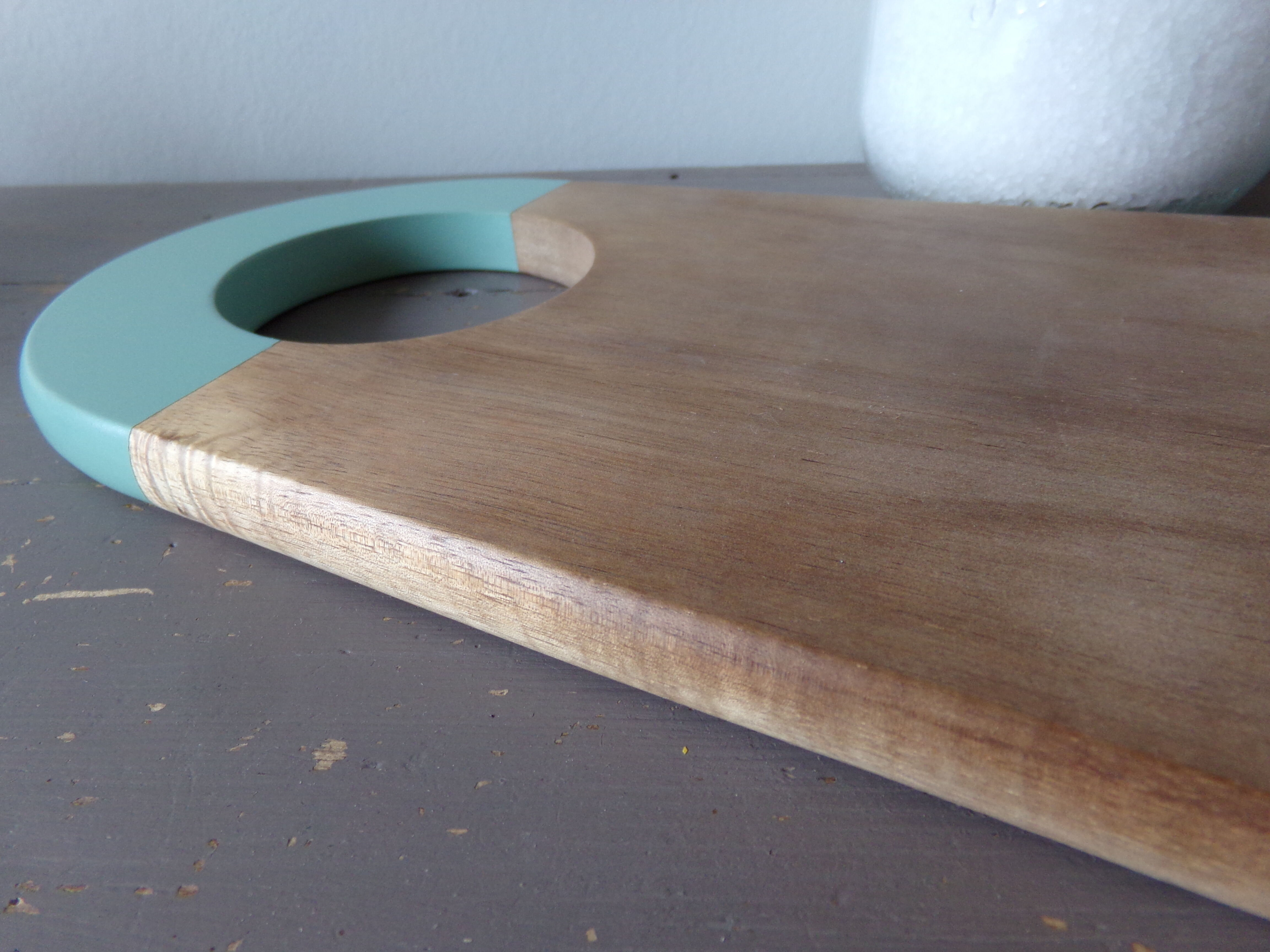 Wooden cutting board