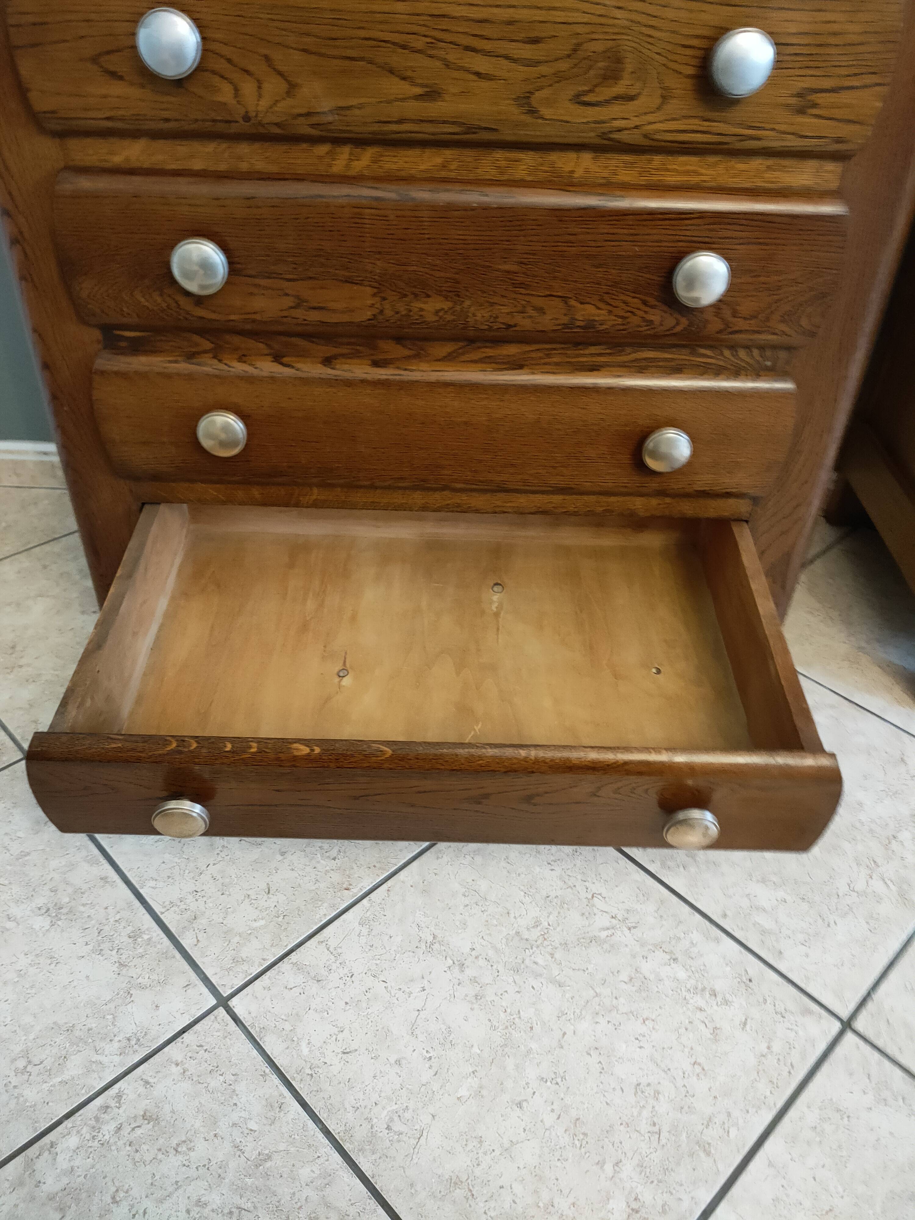 40-50s chest of drawers in solid oak
