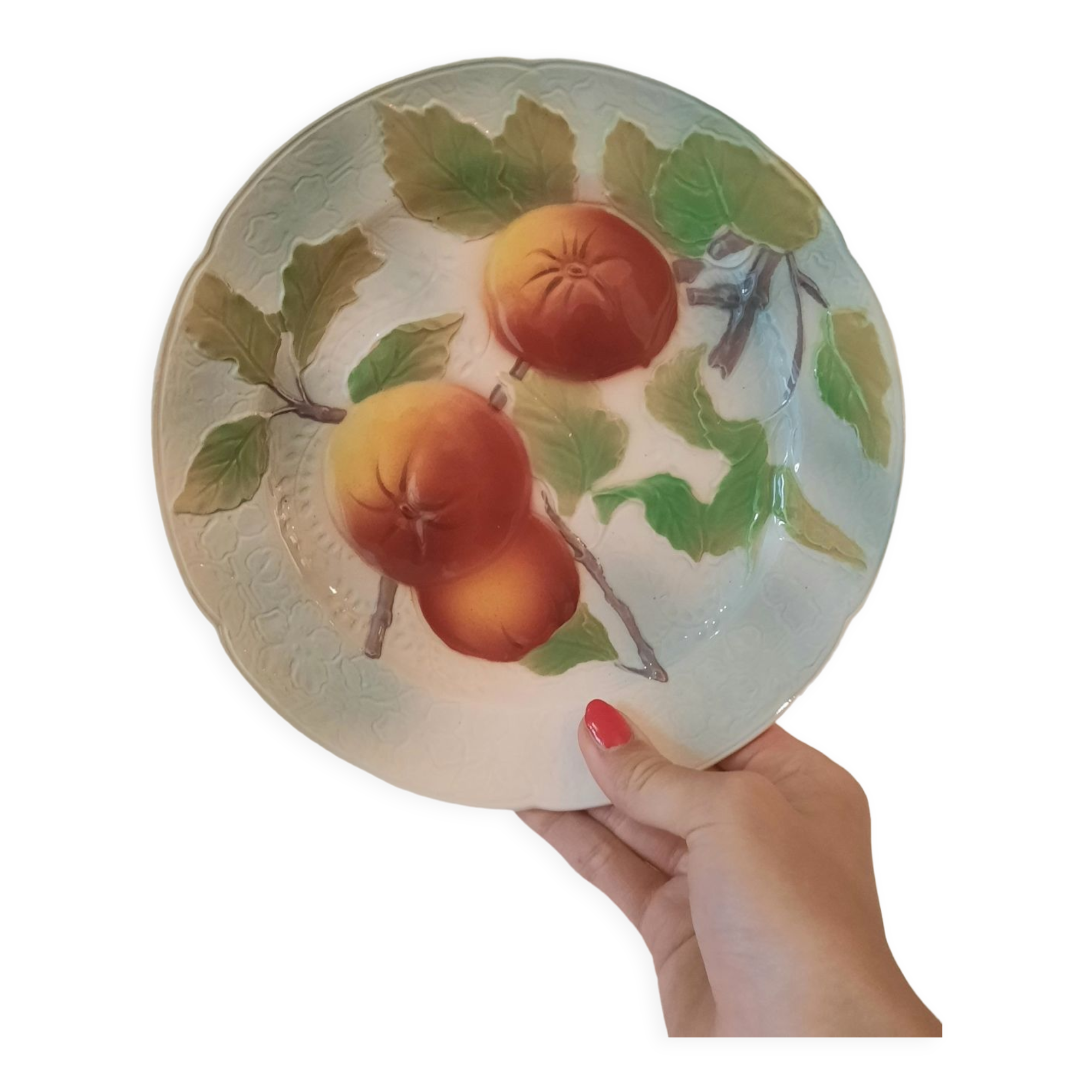 Assiette en barbotine