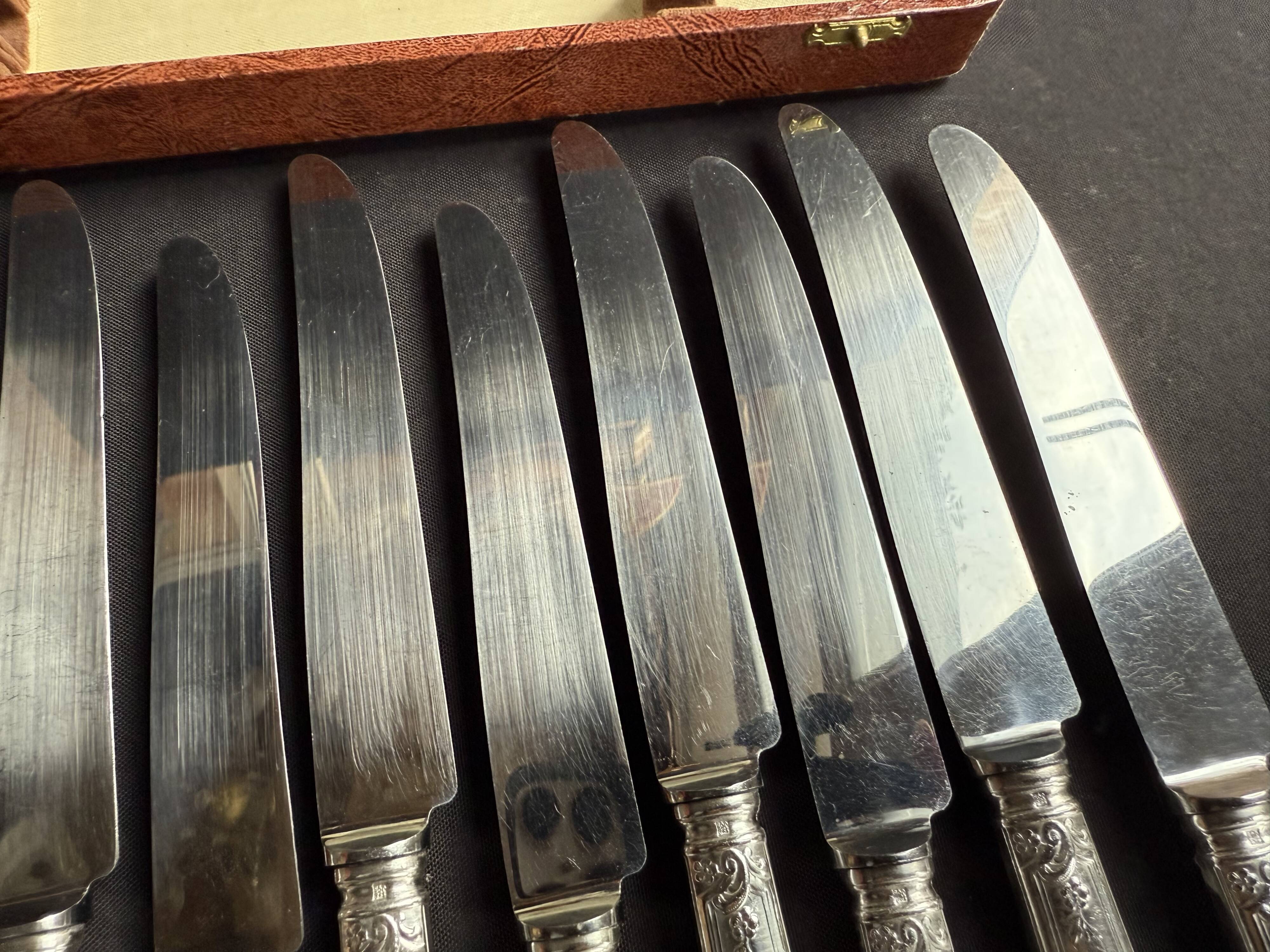 Box of 12 table knives – Silver-plated – Orbrille