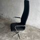 Fauteuil pivotant à dossier haut Oxford de Fritz Hansen en laine noire avec piètement en aluminium brossé, années 1970
