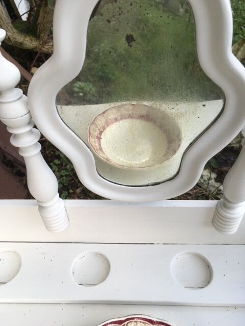 Children's-vintage toilet table