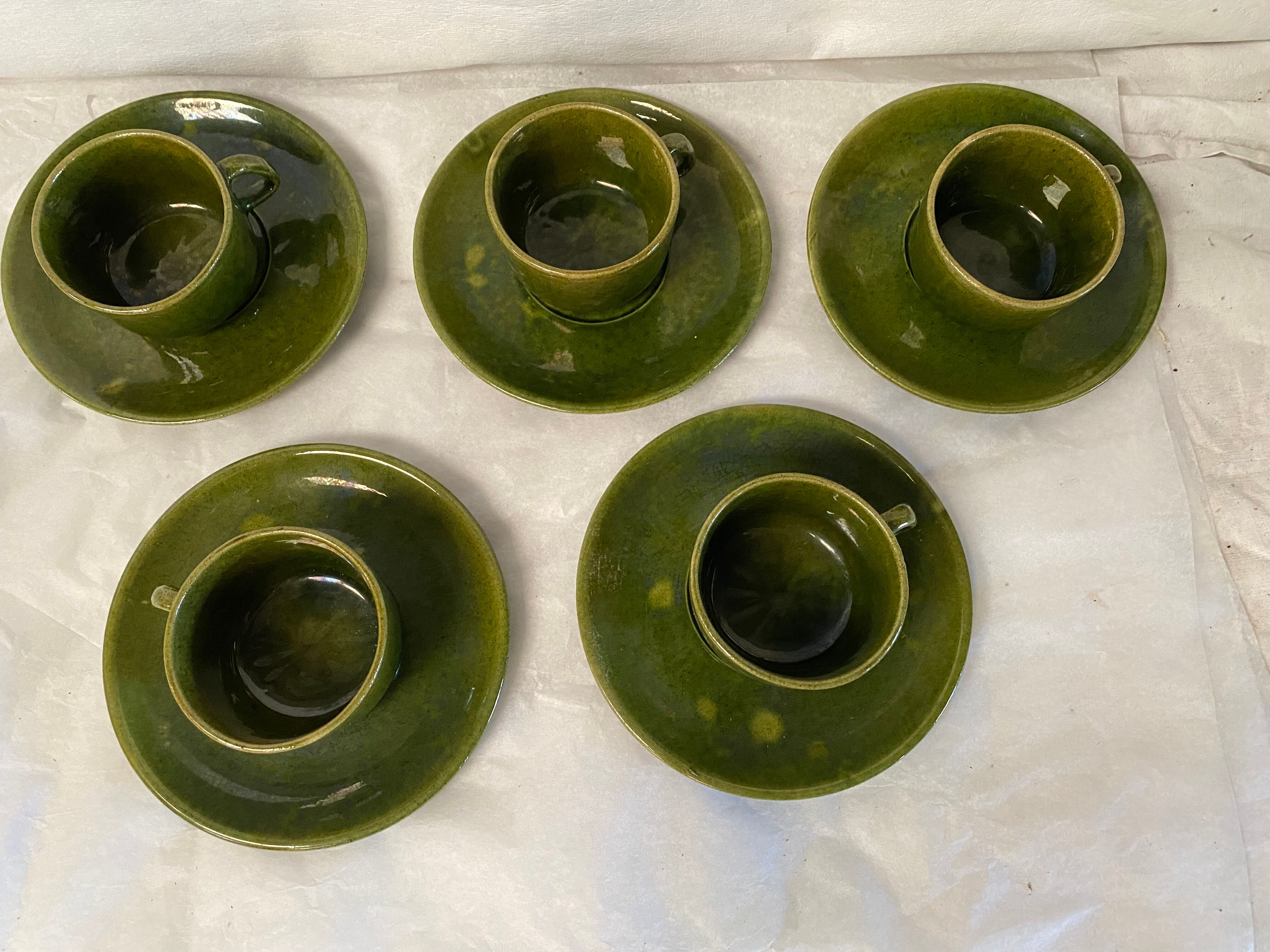 Set of 5 cups in green sandstone