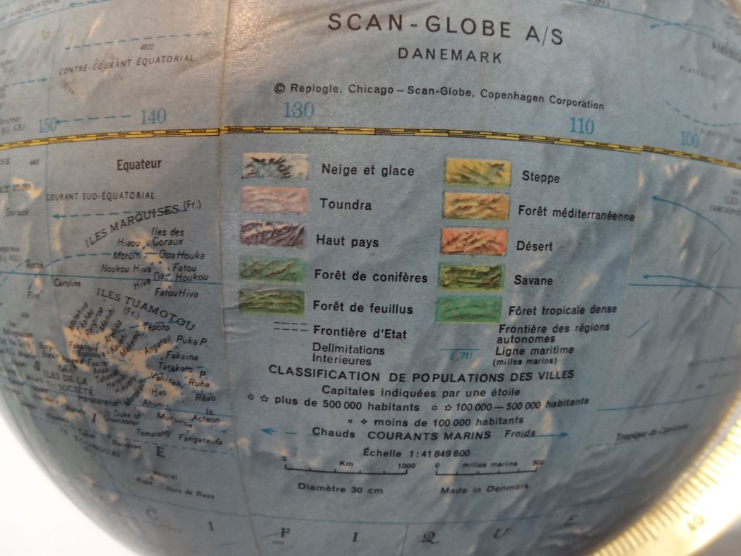 Globe Earth 50/60 foot wooden