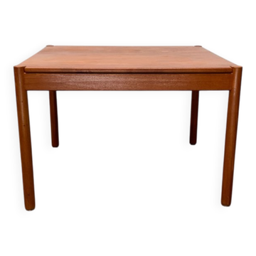 Table basse danoise du milieu du siècle en teck de Magnus Olesen, années 1960